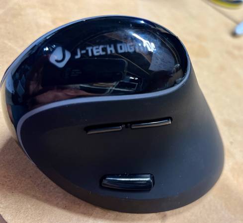 Photo J-Tech Digital Ergon Mouse with Wireless Connection, Removable Palm Re $12
