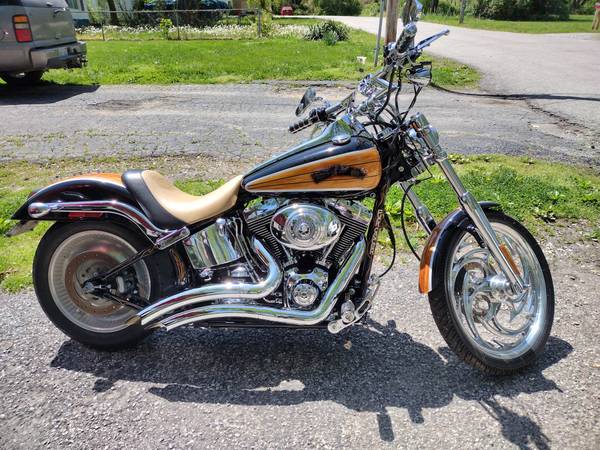 Photo Last Chance One of a Kind Softail Deuce (See Pics)