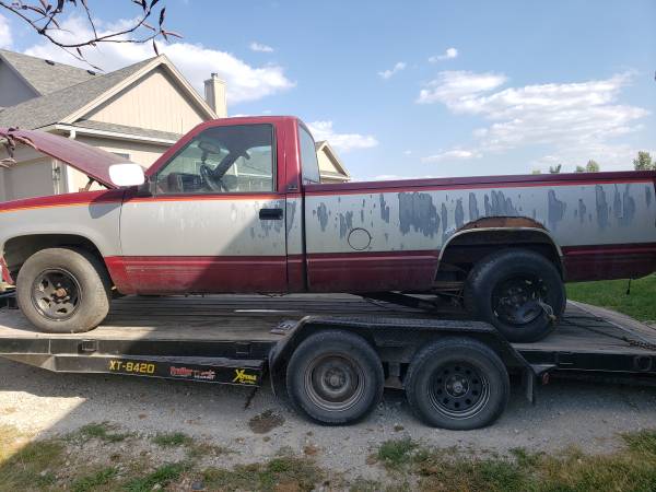 Photo PARTING 1989 CHEVY 1500 2WHEEL DRIVE 305 350 700R4 NEWER ANSMISSION. $1,000