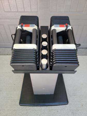 Photo Powerblock Dumbbells and Stand $700