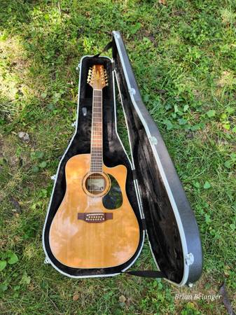 Photo Takamine FD400SC 12 string acoustic electric $1,000