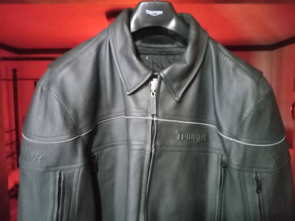 Photo Triumph armoured, removable liner, motorcycle jacket $150