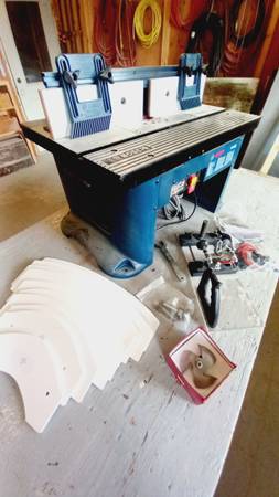 Photo BoschPorter Cable Router Table $500