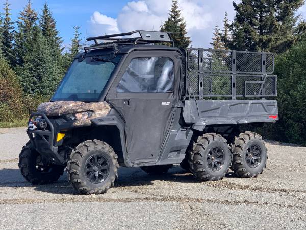 Photo can-am defender hd10 82HP 6X6 $32,500