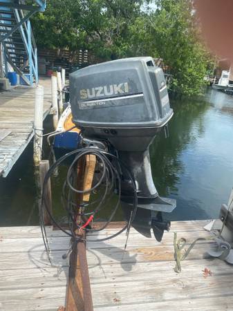 Photo 65 hp suzuki $450