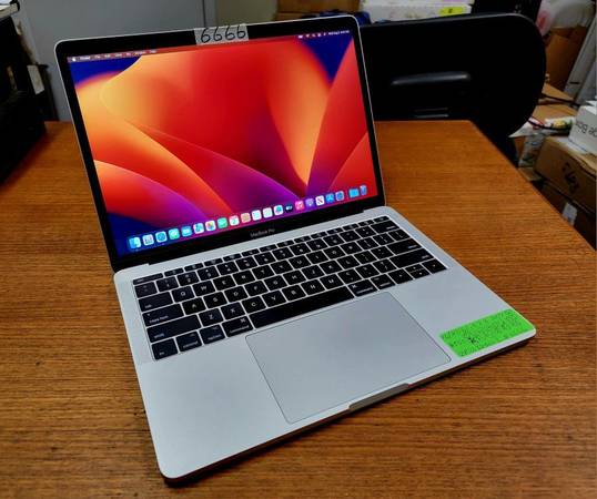 Photo Apple MacBook Pro 13 Laptop Core i5 16GB 256GB Ventura Type C USB $495