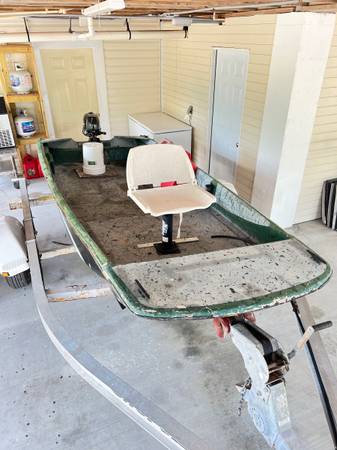 Boat Skiff 4hp Nissan Tiller Outboard Motor  Trailer $1,600