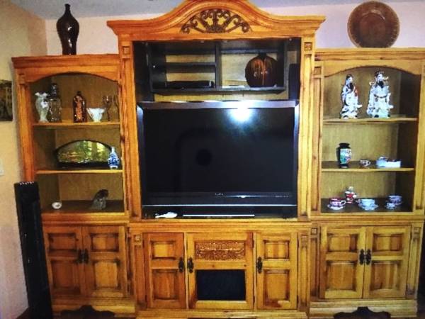 Photo Large Entertainment Center $100