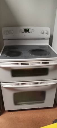 Photo Maytag Gemini double oven. $450