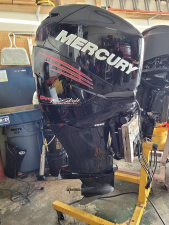 Mercury 200HP PRO Verado 393 hours $8,900