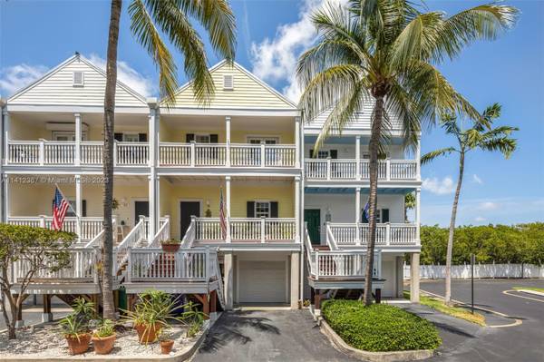 Stunning Townhouse Key West $969,000