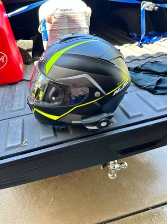 Photo HJC full face motorcycle helmet with bluetooth - 4x $80