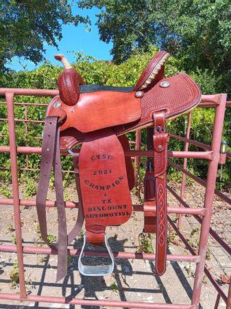 Photo New Corriente 14.5 trophy saddle $420
