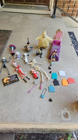 Photo old collectible toys nightmare before christmas $20