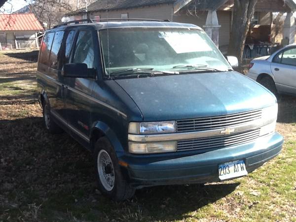 1995 chevy astro van awd 1200 cars trucks for sale klamath falls or shoppok