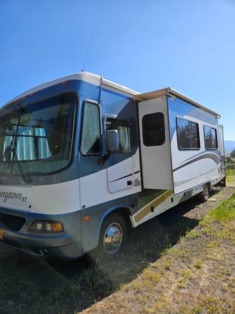 Photo CLASS A 2005 FOREST RIVER GEORGETOWN XL LOW MILEAGE $30,000