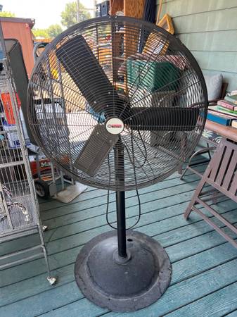 Photo Fan large 3-speed $150