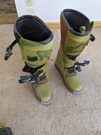 Photo Off road motorcycle boots $120