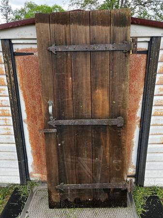 Photo Very old wooden door possibly 1800s or early 1900s $250