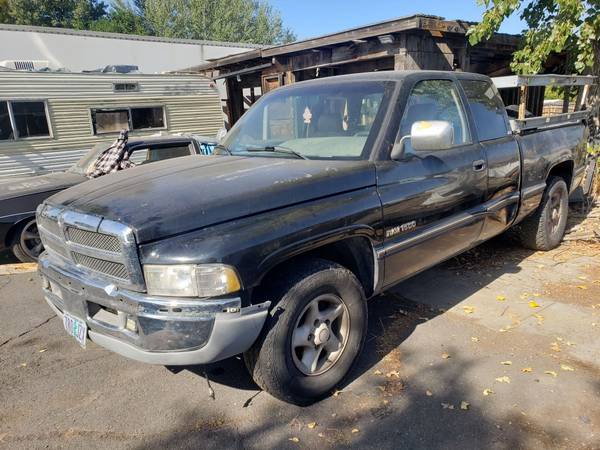 Photo Wanted to buy 97-2001 Dodge P.U. 1500 Parts truck $100