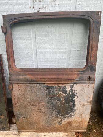 Photo 1930-31 Ford Model A Murray 4dr Drivers door $120