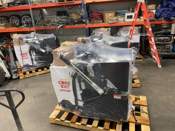 Photo Diamond products road saws CC6571 Diesel tier 4 final 36 blade $39,500