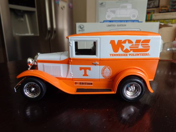 Photo MODEL A FORD DELIVERY VAN STREET ROD UT TENNESSEE VOLS $100