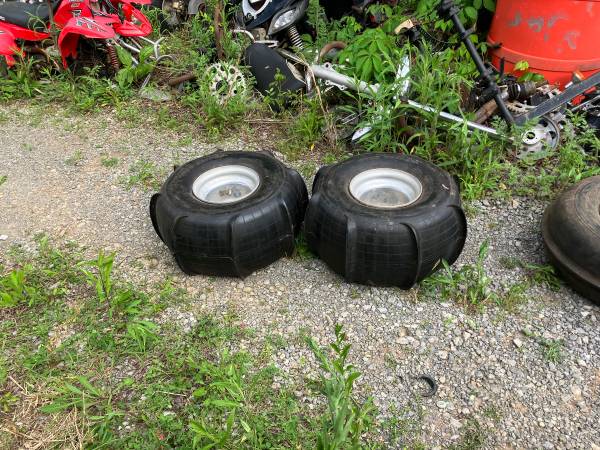 Photo TRX Honda Front and Rear Rims and Dune or Mud tires $200