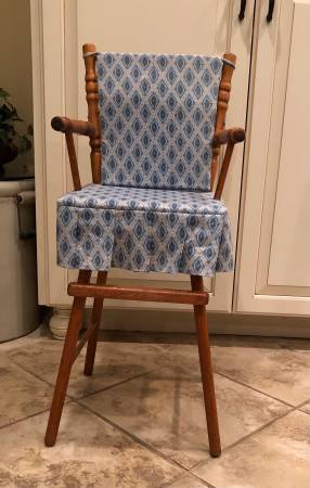 Photo Vintage Wooden Doll High Chair $39