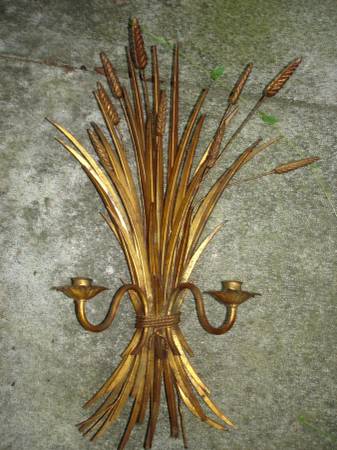 Photo Mid-Century Modern Heavy Gold Italian Wheat Sheaf Candle Sconce-Trade $30