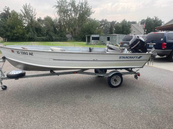 Photo 14 ft Star craft with 15 hp 4 stroke $4,000