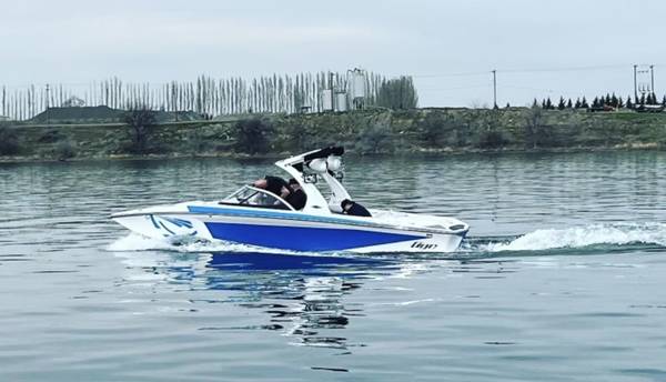 2012 Tige RZ2 Wakeboard Boat $70,000