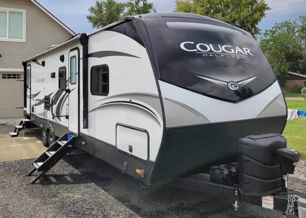 Photo 2020 Keystone Cougar Bunkhouse $35,000