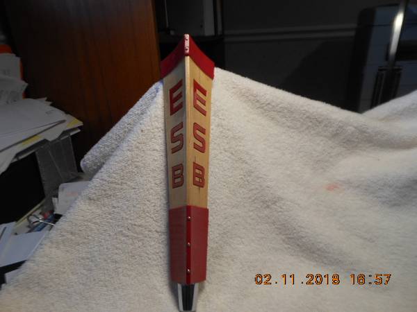 Photo VERY NICE USED RED HOOK ESB 3-SIDED WOODEN BEER TAP HANDLE $13