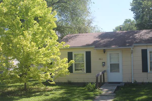 Photo Two bedroom House at 1611 Raber in Junction City, KS $695