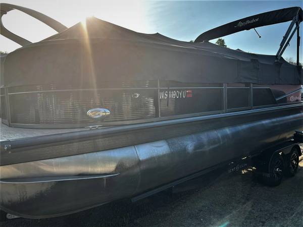 18 Misty Harbor 23 Pontoon w115Hp Engine  Brand new bunk trailer $36,999