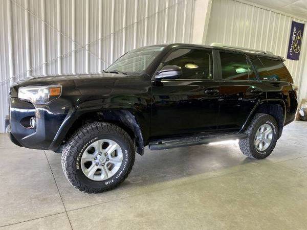 Photo 2016 Toyota 4Runner SR5 4WD - Lifted -Texas History - Very Clean - $32,977 (La Crescent)