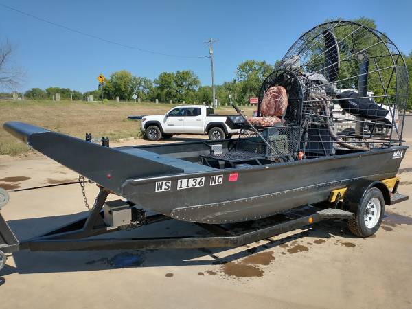 Photo Airboat for sale $30,000