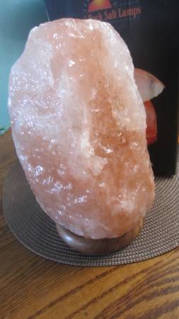 Photo Himalayan Glow 1002 Crystal, 8-11 Lbs, Salt L $12