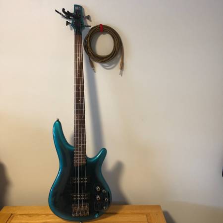 Photo Ibanez SDGR Bass and AMP-NEW $385
