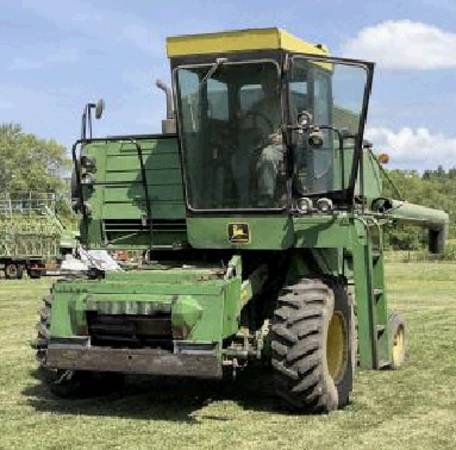 Photo John Deere Farm Equipment $1,234