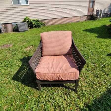 Photo Outdoor Wrought Iron Chair with Cushion $35