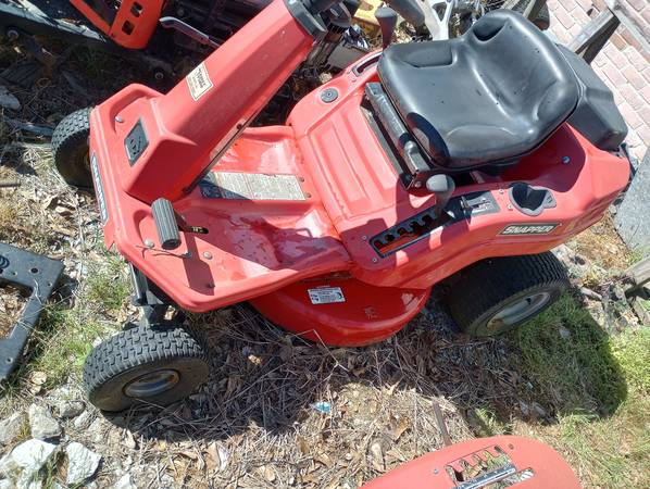 Photo 28 Snapper riding mower