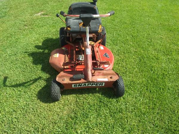 Photo 33 Snapper riding mower