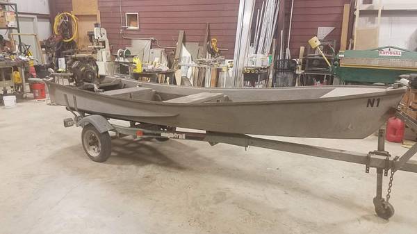 Jefferson Fiberglass Mud Boat $3,000