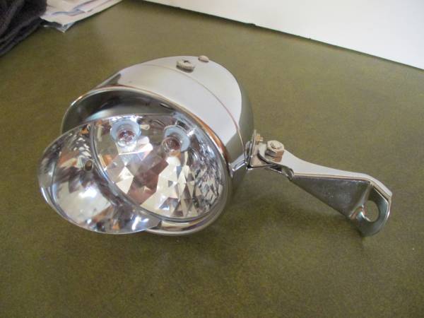 Photo New Shiny Chrome Bicycle Light WITH VISOR or Old School Ball Light