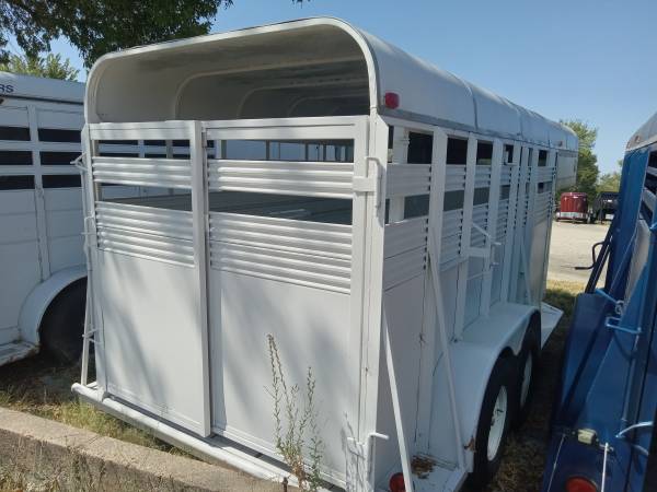 16 ft stock trailer $7,000