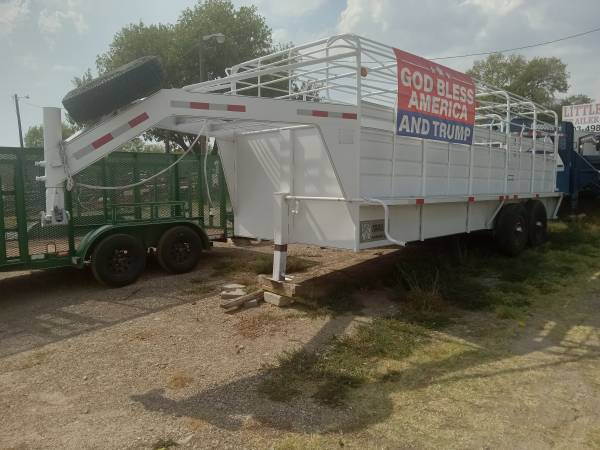 20 ft stock trailer $7,500