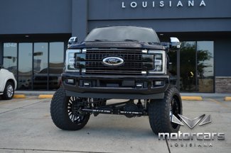 Photo Used 2017 Ford F250 Platinum w Platinum Ultimate Package for sale
