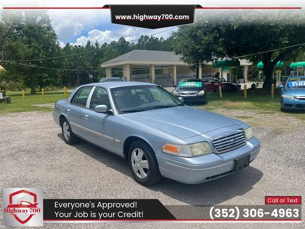 Photo 2001 Ford Crown Victoria 106,000 Guaranteed Financing Zero Down (Highway 700 Used Cars)